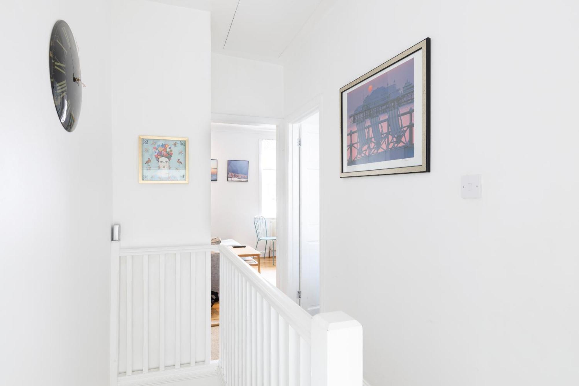Trendy 1 Bed Flat With Roof Terrace Hove